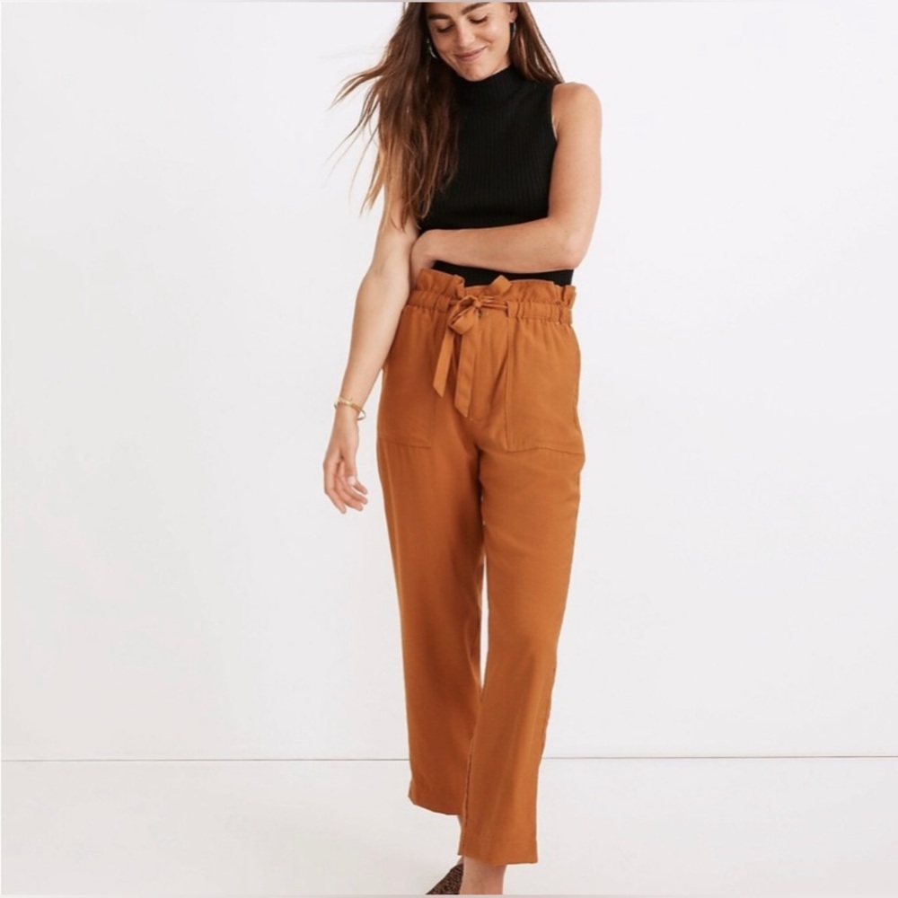 Gently used Dunaway Paperbag pants